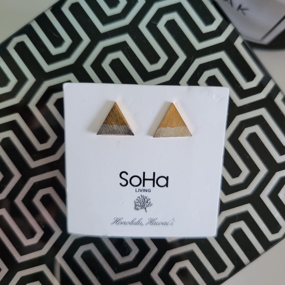 SoHa Living | Set of 3 Small Geometric Post Earrings - Picture 2 of 10
